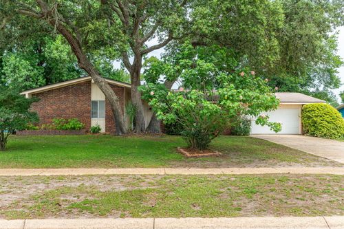 349 Marie Cir Nw, Fort Walton Beach, FL, 32548-4609 | Card Image