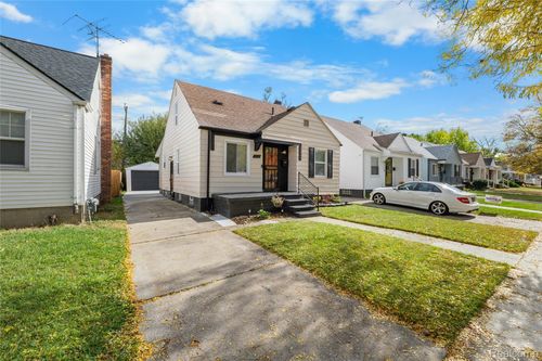 19486 Asbury Park, Detroit, MI, 48235-2405 | Card Image