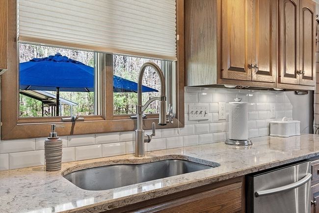 775 E Hill Rd, House other with 3 bedrooms, 3 bathrooms and 6 parking in Oakham MA | Image 12