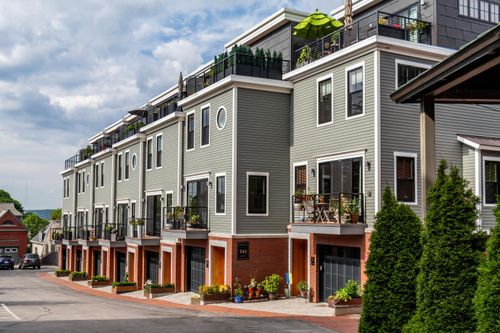 5-749 Congress Street, Portland, ME, 04102 | Card Image