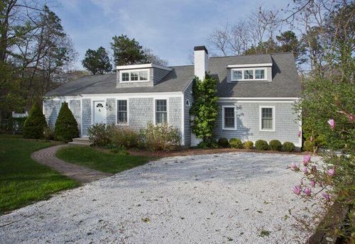 114 Long Pond Rd, Marstons Mills, MA, 02648-1365 | Card Image