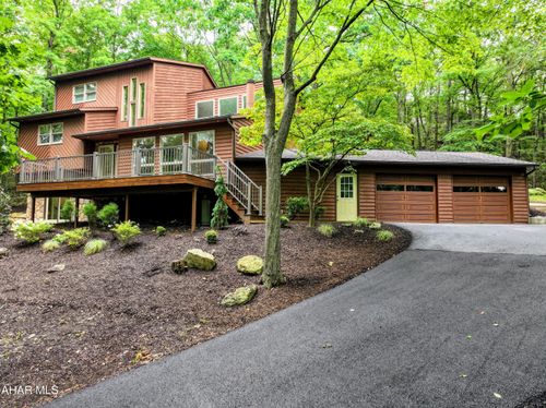 5077 Summitview Rd, EVERETT, PA, 15537-3419 | Card Image