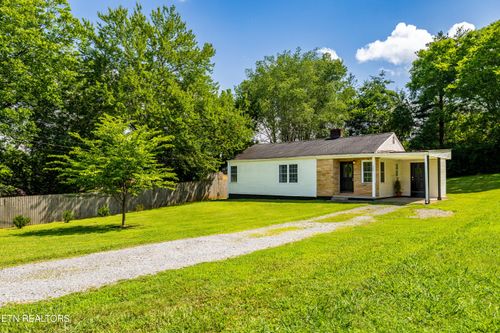 409 Melrose St, Maryville, TN, 37803-4815 | Card Image