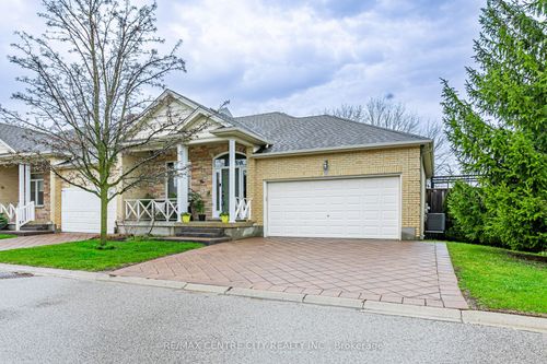 16-947 Adirondack Rd, London, ON, N6K4Y7 | Card Image
