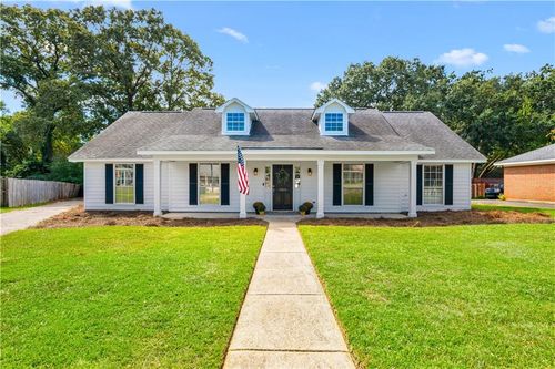 7305 Laurie Ct, Mobile, AL, 36695-3548 | Card Image