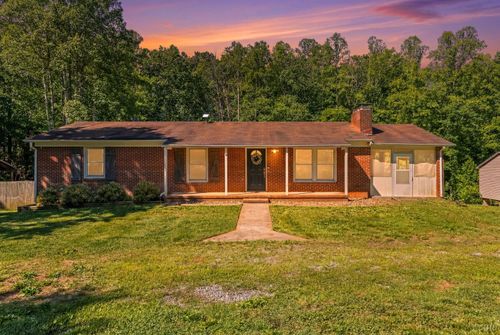 439 Gala Lake Rd, Spout Spring, VA, 24593-9760 | Card Image