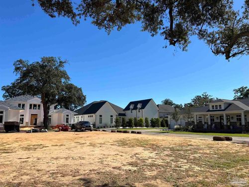 581 Chipley Ave, Pensacola, FL, 32503-6729 | Card Image