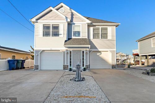 32 W Navasink Dr, LITTLE EGG HARBOR TWP, NJ, 08087-1124 | Card Image