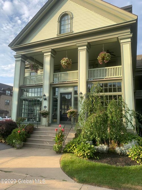c-107-125 Union Ave, Saratoga Springs, NY, 12866-4355 | Card Image