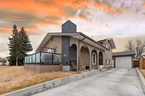 6024 28 Avenue Ne, Calgary, AB, T1Y2E6 | Card Image