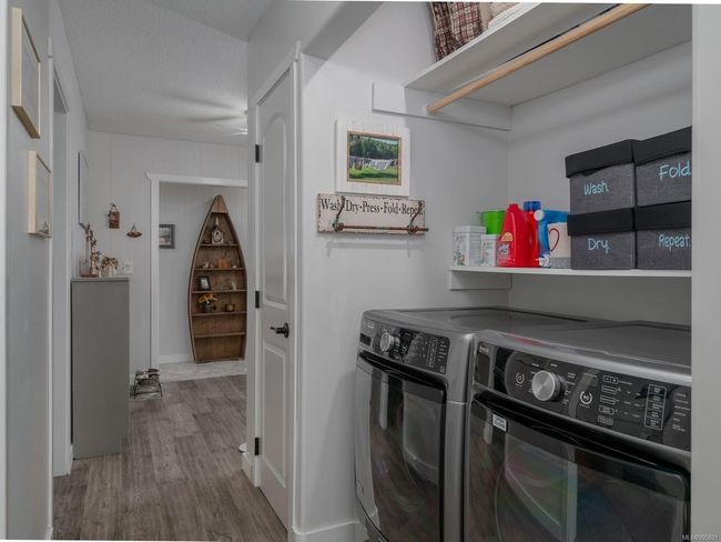 100 Dyer Dr, House other with 3 bedrooms, 3 bathrooms and 1 parking in Sayward BC | Image 40