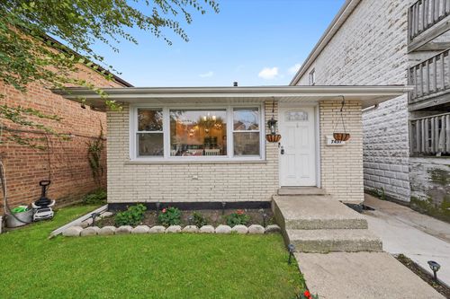 7457 W 64th St, Summit, IL, 60501-1927 | Card Image