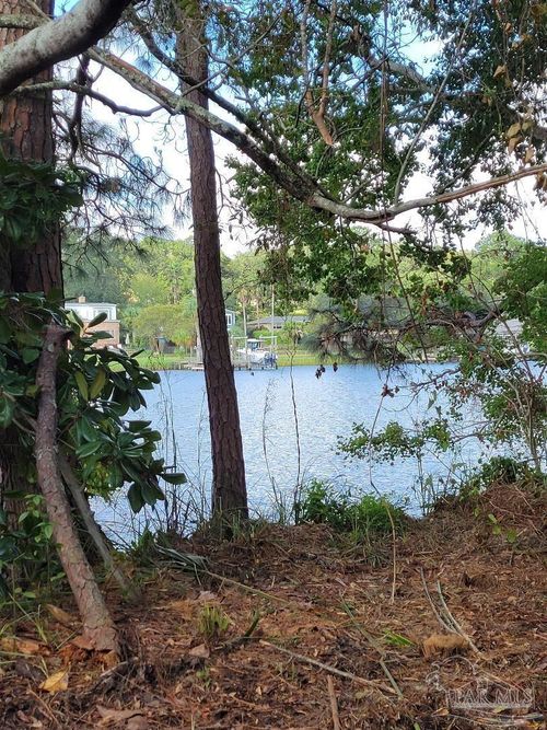 675 Tanglewood Dr, Pensacola, FL, 32503 | Card Image