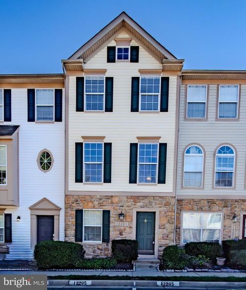 12205 Densmore Ct, WOODBRIDGE, VA, 22192-7045 | Card Image