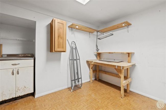 1115 1 St St W, House other with 3 bedrooms, 3 bathrooms and null parking in Roundup MT | Image 22