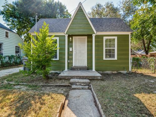 3902 Kenilworth St, Dallas, TX, 75210-2830 | Card Image