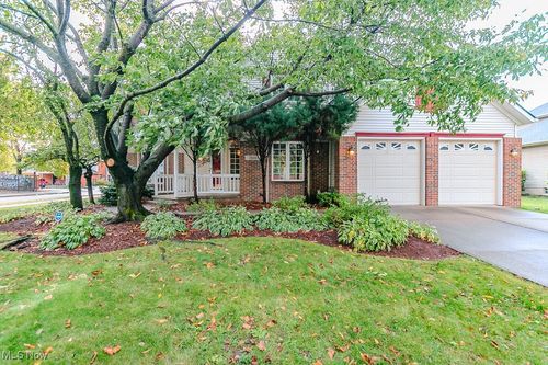 7610 Lexington Ave, Cleveland, OH, 44103-4149 | Card Image