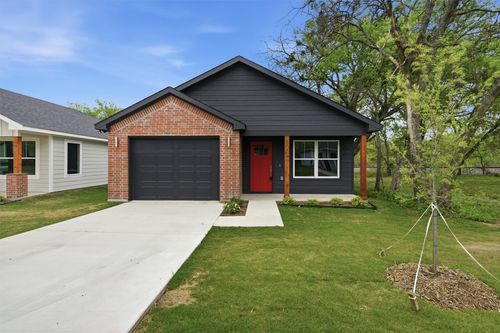 1004 S First St, Sherman, TX, 75090-8004 | Card Image