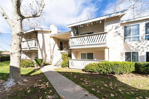 529 Sandalwood Pl, Escondido, CA, 92027-2852 | Card Image