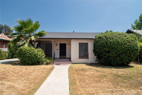 890 Worcester Ave, Pasadena, CA, 91104-4256 | Card Image