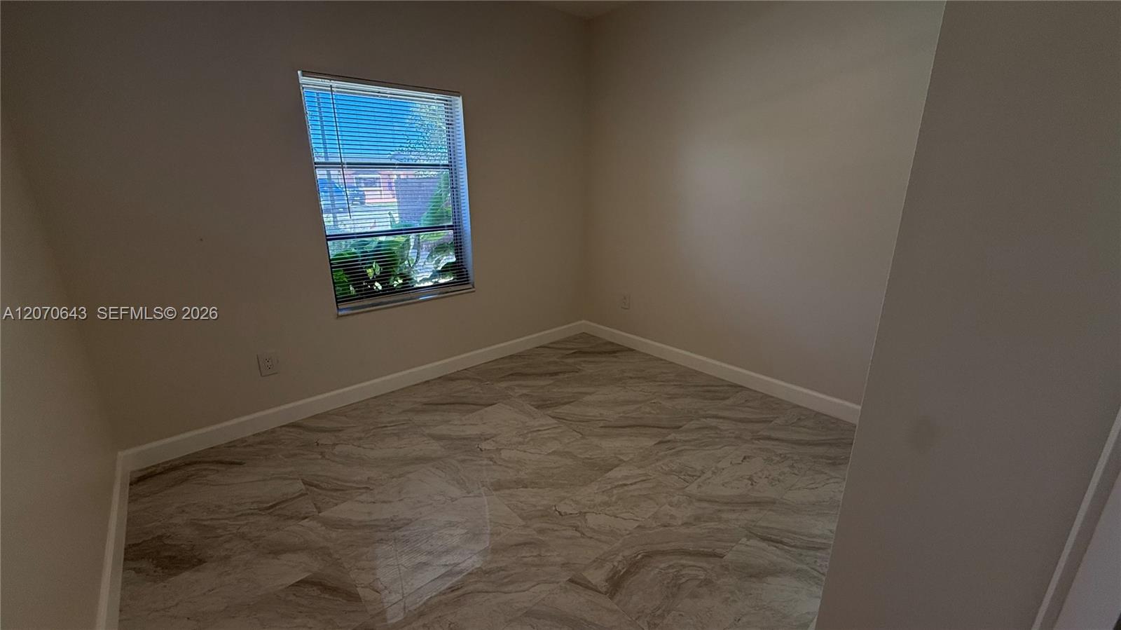 Residential Lease in Miami 3