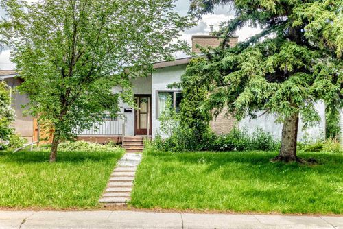 2912 Brentwood Blvd Nw, Calgary, AB, T2L1J5 | Card Image