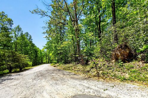 7 Gateway Pkwy, Old Fort, NC, 28762 | Card Image