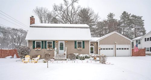 2 Broadcrest Ln, Nashua, NH, 03063-3413 | Card Image