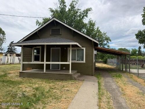550 A St, White Swan, WA, 98952 | Card Image