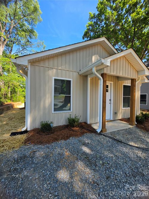 810 Long St, Albemarle, NC, 28001-3114 | Card Image
