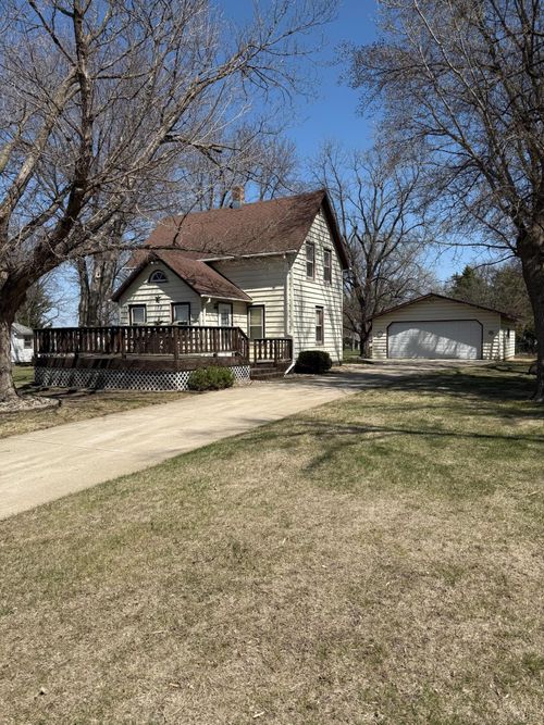 170 8th St, Walnut Grove, MN, 56180-9312 | Card Image