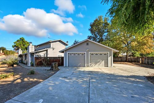19300 Mountain Mdw S, Hidden Valley Lake, CA, 95467-8557 | Card Image