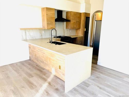 3670 La Mirada Dr, San Marcos, CA, 92078-2313 | Card Image