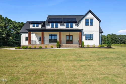 2560 Lassiter Rd, Four Oaks, NC, 27524-9417 | Card Image