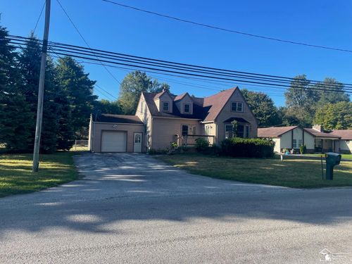 3343 Consear Rd, Lambertville, MI, 48144-9752 | Card Image