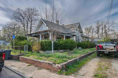 118 W 16th Street, Anderson, IN, 46016 | Card Image