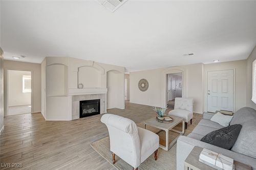 1911 Ona Marie Ave, North Las Vegas, NV, 89032-4866 | Card Image