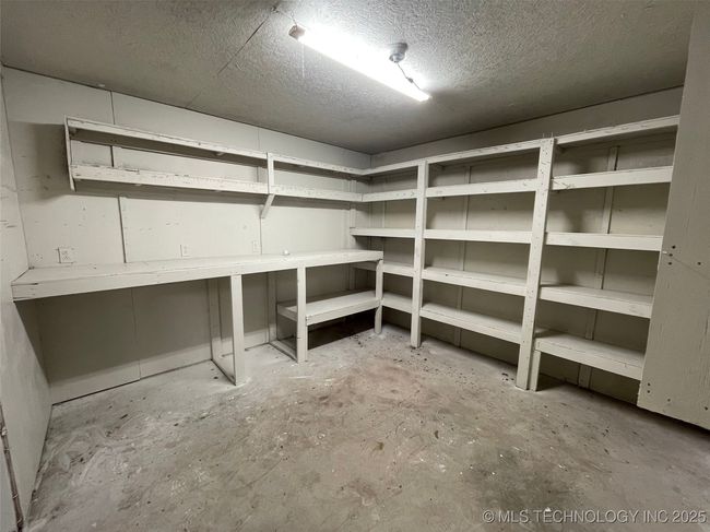 23308 W 171 St St S, House other with 3 bedrooms, 2 bathrooms and null parking in Kellyville OK | Image 59