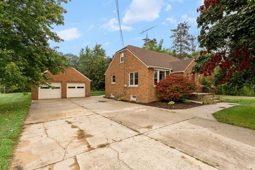 354 E Menasha Ave, Whitelaw, WI, 54247-9562 | Card Image