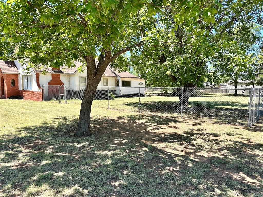 Residential in Sayre 3