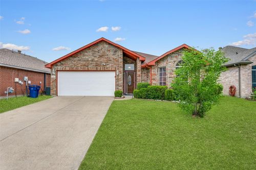 1321 Mill Wood Ln, Garland, TX, 75040-7581 | Card Image