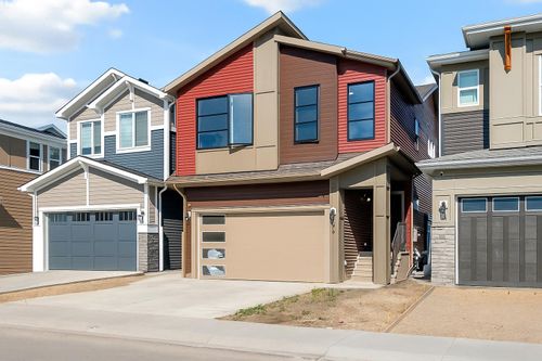 154 Silver Spruce Grove Sw, Calgary, AB, T2X5M2 | Card Image