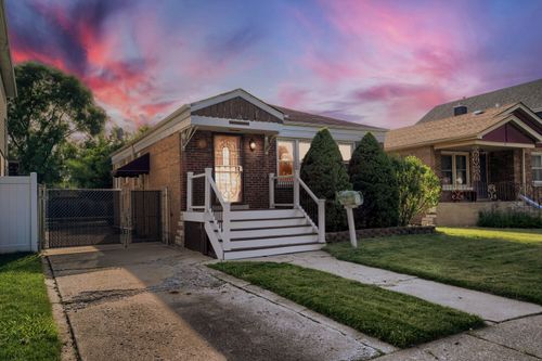 10546 S Harding Avenue, Chicago, IL, 60655 | Card Image