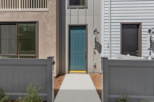 2524 Elderberry Ln, Carlsbad, CA, 92008-3885 | Card Image