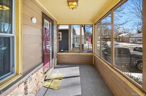 1105 5th St, Royal Oak, MI, 48067-2901 | Card Image