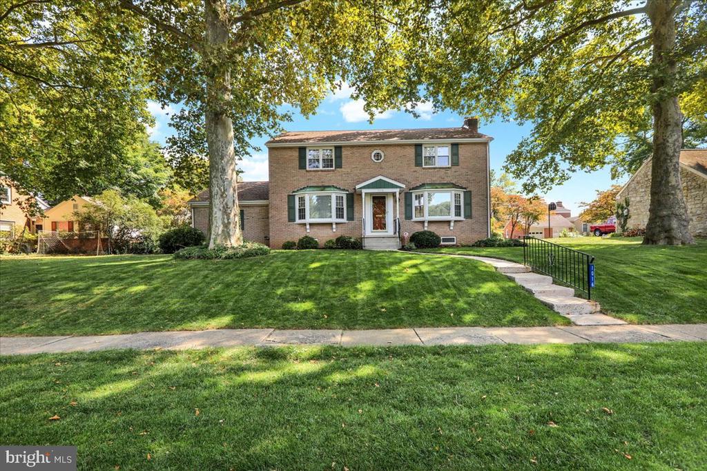 Grandview Blvd, Lancaster, PA 17601