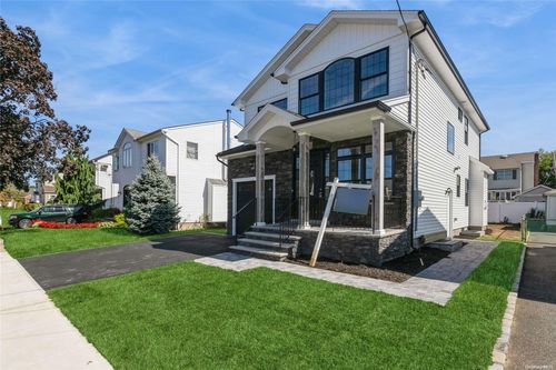 5 22nd St, Jericho, NY, 11753-2509 | Card Image