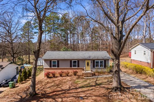 109 Julia St, Mount Holly, NC, 28120-1859 | Card Image