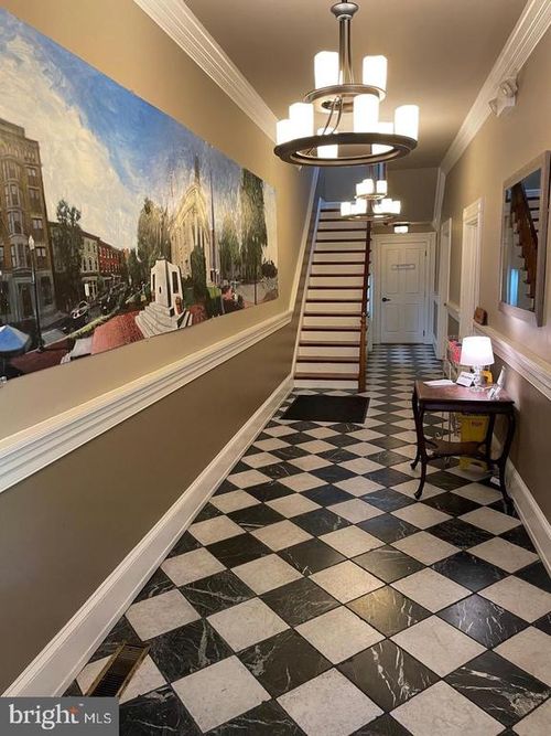 127 E Chestnut St, WEST CHESTER, PA, 19380-2651 | Card Image
