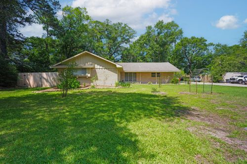 1809 N Roberson St, Conroe, TX, 77301-1306 | Card Image